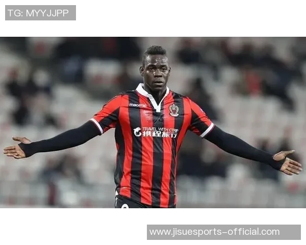 欧联杯精彩对决巴萨大胜AC米兰乌龙球成比赛转折点分析