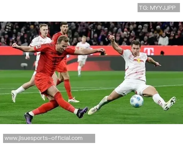 莱比锡大胜拜仁5-1帽子戏法引爆全场战术分析与精彩瞬间回顾