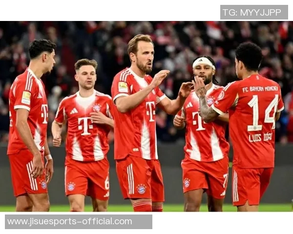 世界杯激战拜仁狂胜AC米兰红牌争议引发全场热议