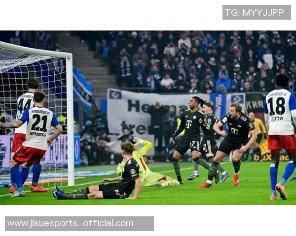 中超激战巴黎圣日耳曼与拜仁战平点球大战引发全场热烈反响