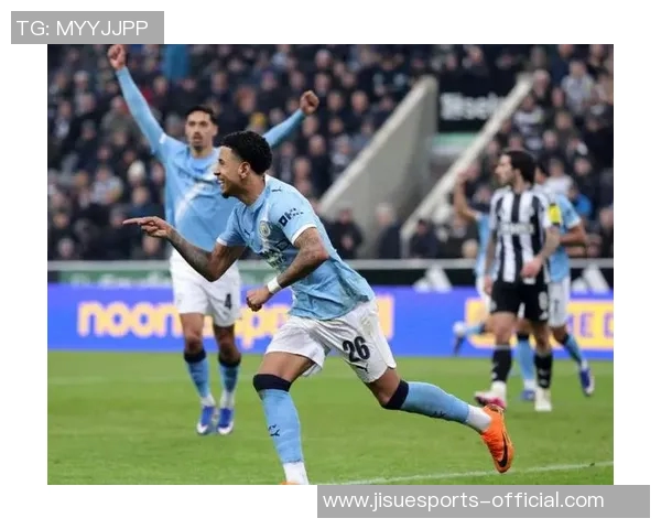 波尔图逆转曼城4-3晋级国王杯赛场瞬间引发热烈反响